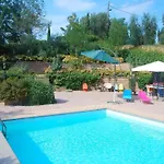 Ferienhaus Sunlit With Pool