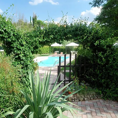 Sunlit With Pool Ferienhaus Fucecchio